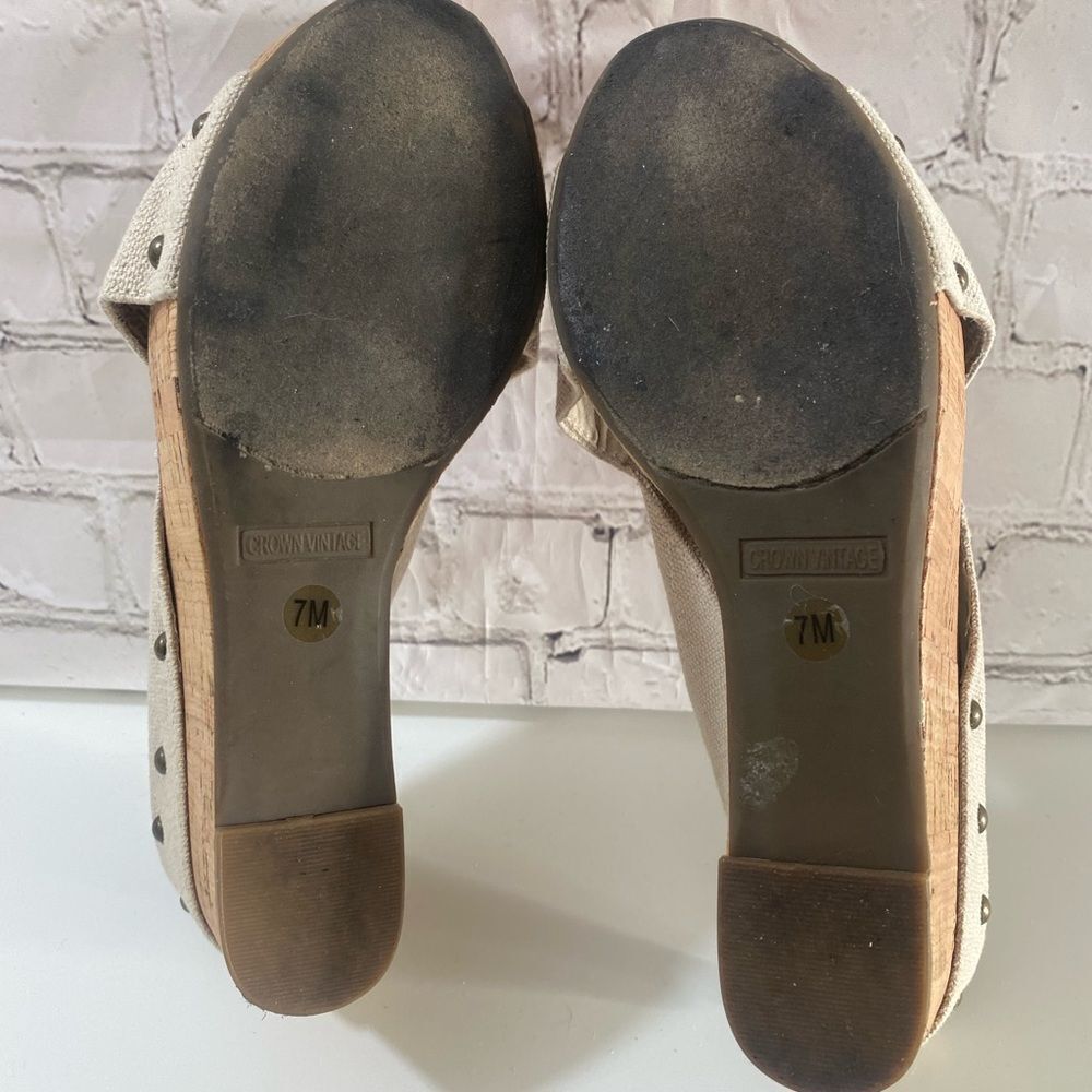 Crown Vintage Women's Cream Wedge Sandals - Picture 5 of 5